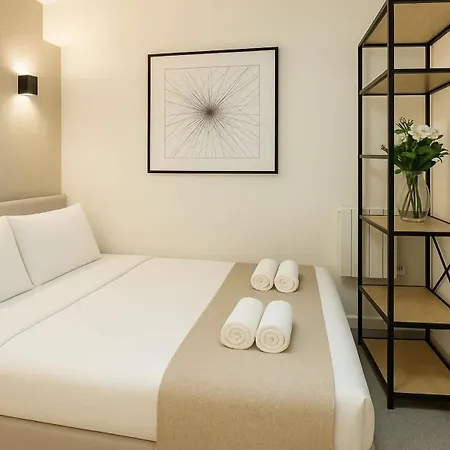 Ideal Family - Appartamento Parigi